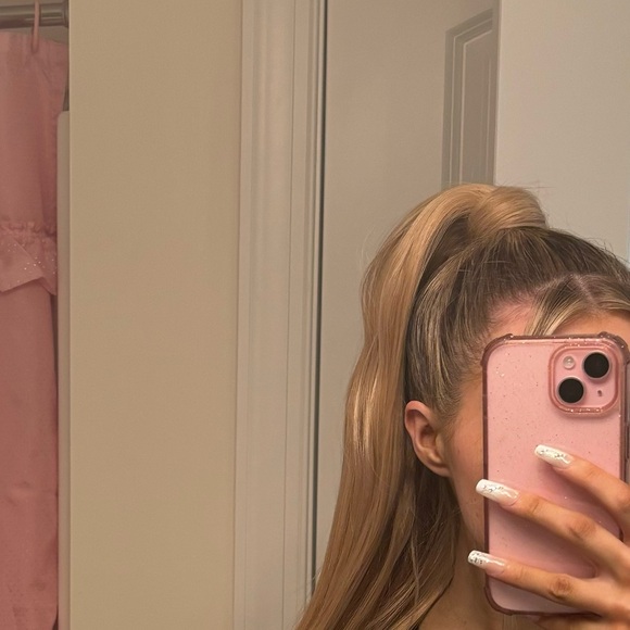 BELLAMI Blonde Ponytail - Picture 8 of 8